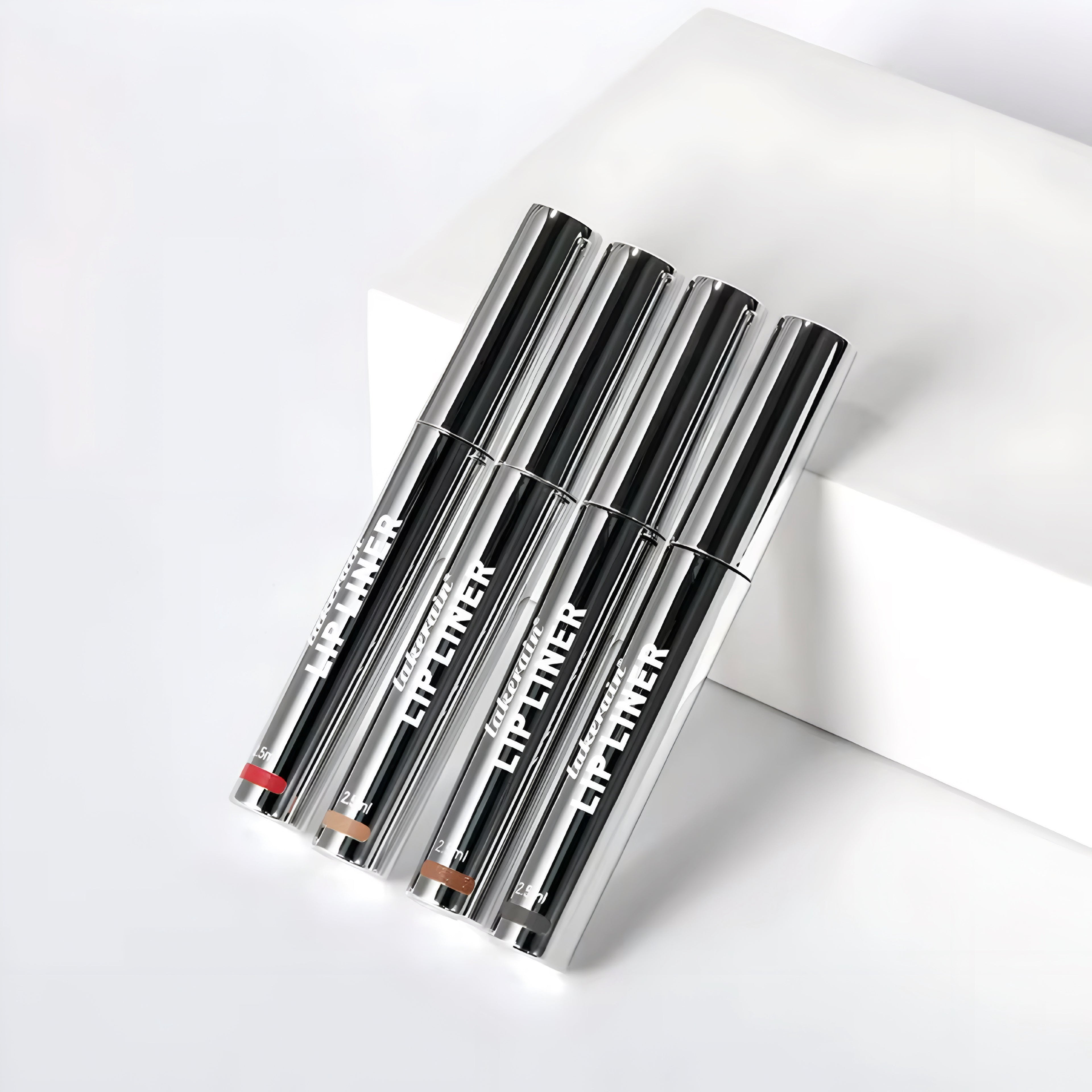 4-Farben Peel-Off Lip Liner Tattoo – Wasserfest, Langanhaltend & Mattes Finish